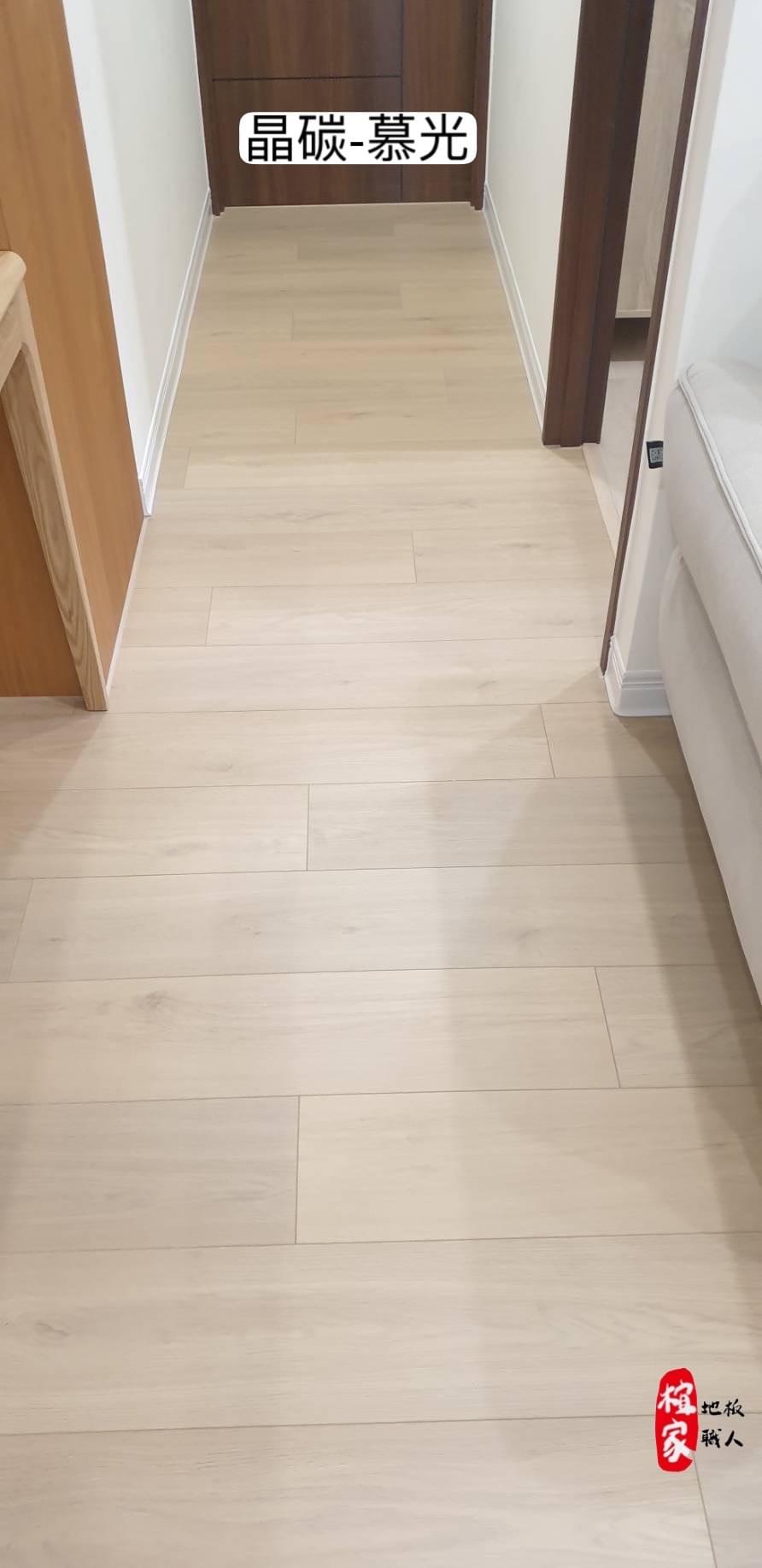 晶碳 超耐磨地板 走道