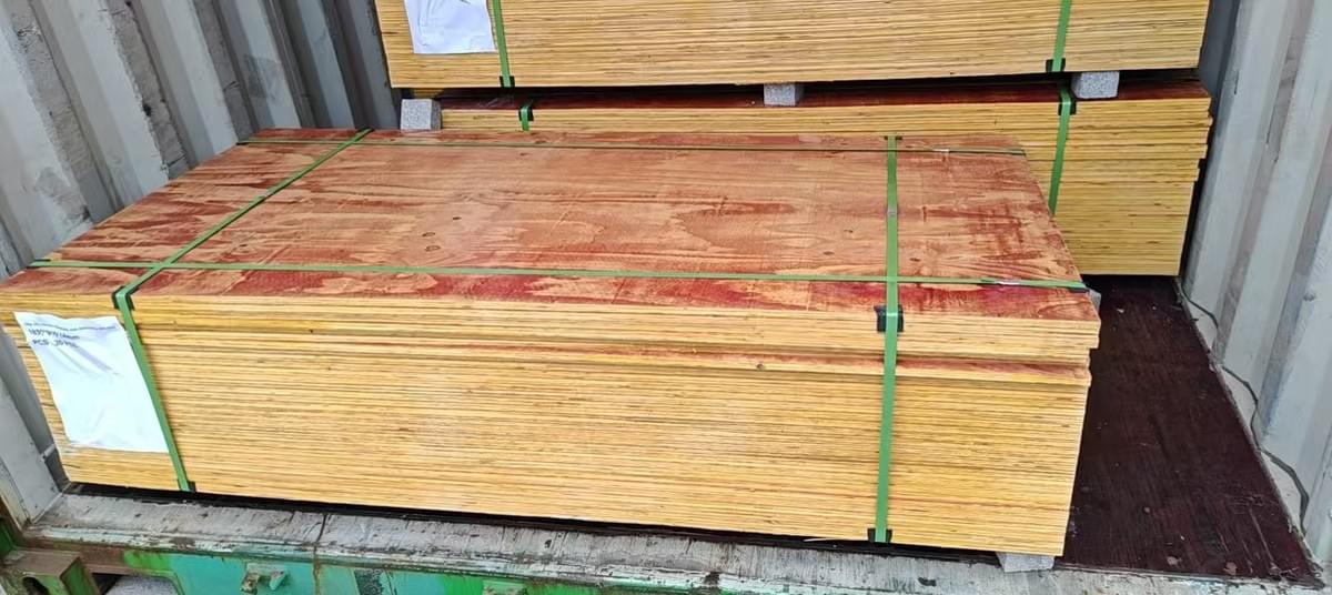 red plywood formwork