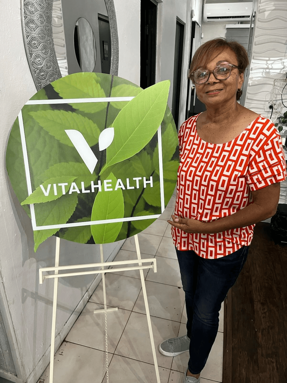 Discover how our approach transforms child development! Enhance the learning of your child An educational and nutritional approach designed to support the cognitive and emotional development of children.Line 2Inspired by child development methodologies used by specialists in psychology, nutrition, and well-being.3️⃣ COLORS OF THE LANDINGTo look professional and trustworthy.Main blue#1E3A8ABright blue#2563EBCreativity yellow#FBBF24Clean white#FFFFFFText gray#374151This communicates:intelligencesciencechildhoodtrust4️⃣ STRUCTURE OF THE OFFICIAL LANDING (COVER)This does NOT have representatives.HEROTitleAwaken your child's extraordinary potentialSubtitleEinstein Kids is an educational and nutritional approach designed to support the cognitive, emotional, and creative development of children.Button:Learn about the program