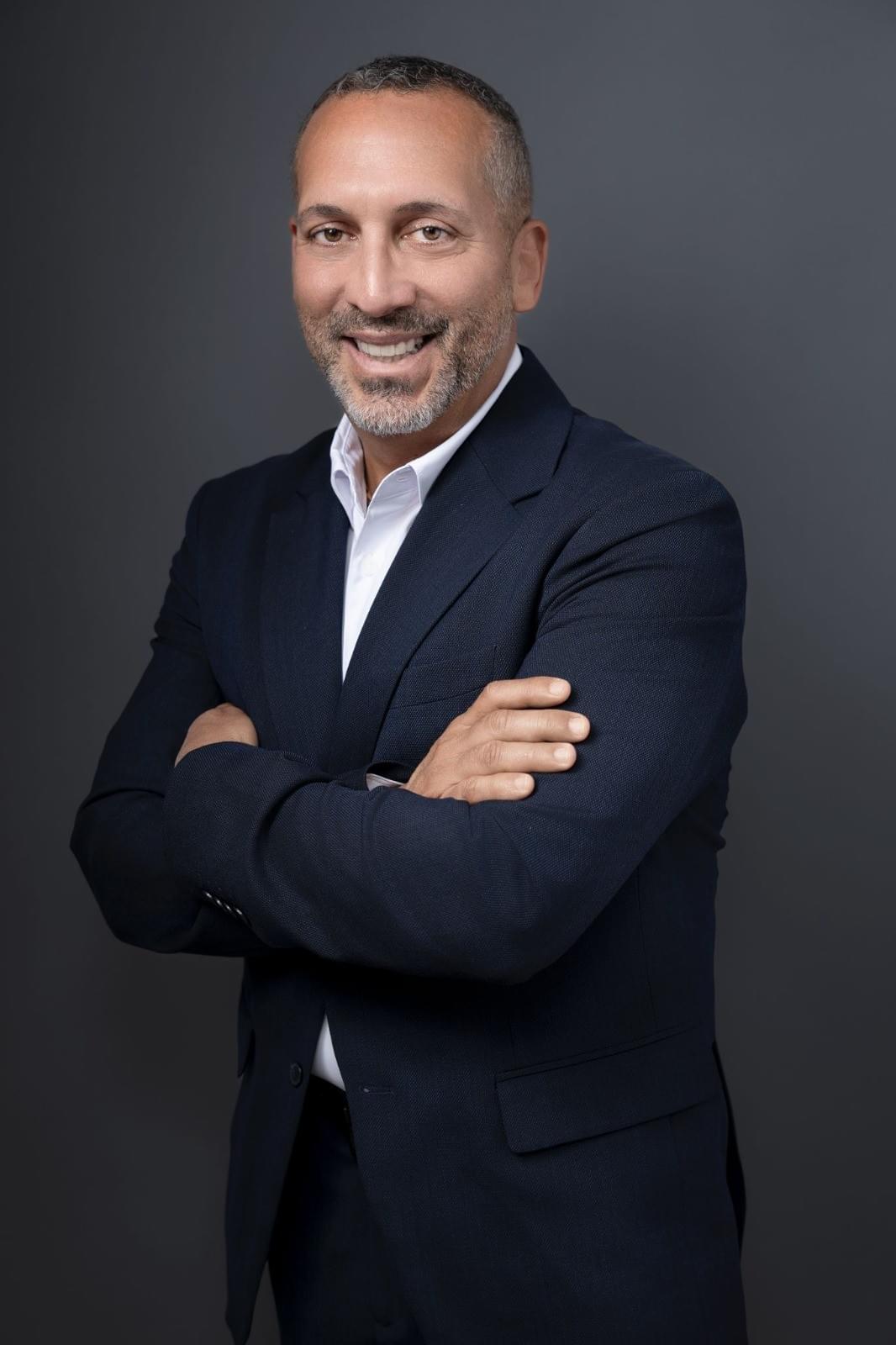 Discover how our approach transforms child development! Enhance the learning of your child An educational and nutritional approach designed to support the cognitive and emotional development of children.Line 2Inspired by child development methodologies used by specialists in psychology, nutrition, and well-being.3️⃣ COLORS OF THE LANDINGTo look professional and trustworthy.Main blue#1E3A8ABright blue#2563EBCreativity yellow#FBBF24Clean white#FFFFFFText gray#374151This communicates:intelligencesciencechildhoodtrust4️⃣ STRUCTURE OF THE OFFICIAL LANDING (COVER)This does NOT have representatives.HEROTitleAwaken your child's extraordinary potentialSubtitleEinstein Kids is an educational and nutritional approach designed to support the cognitive, emotional, and creative development of children.Button:Learn about the program