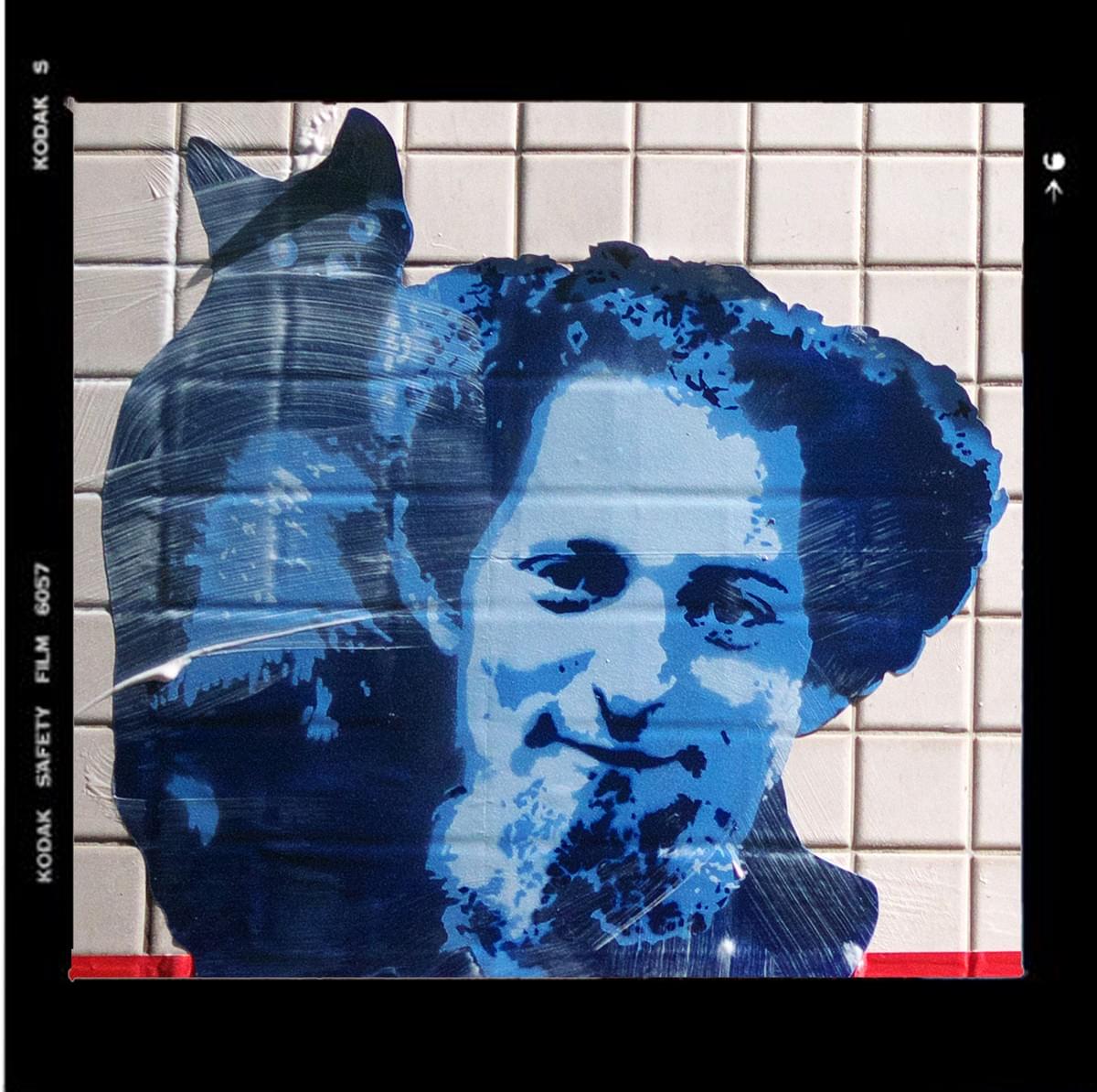 Perec bleu @panamejemabsinthe rue Vilin