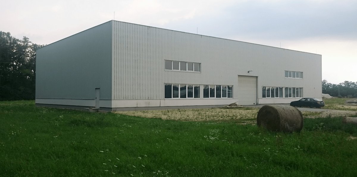 Ipari csarnok eladó