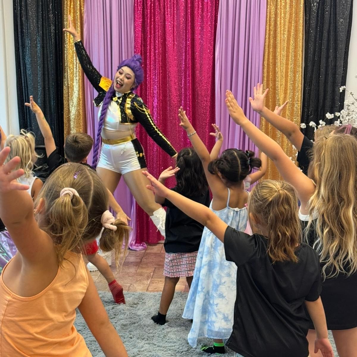 Taylor Swift Rumi K-Pop Demon Hunter Star Celebrity Singer Character Performer Kids Birthday Party in Edmonton