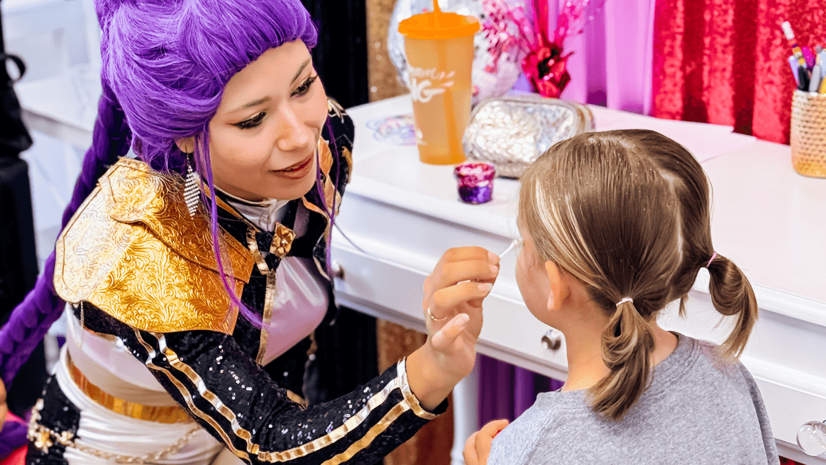 Taylor Swift Swiftie K-Pop Star Rumi Birthday Party Package Kids Parties Edmonton Special Event Entertainment