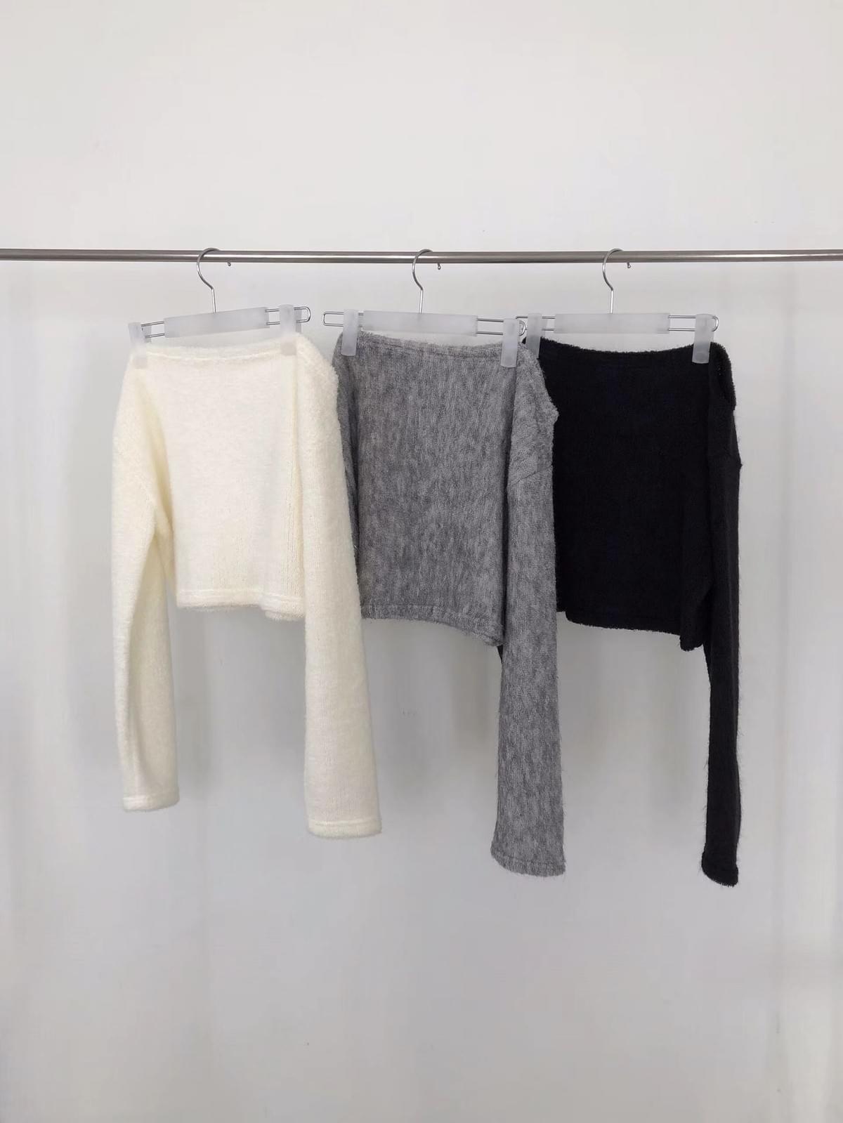 [25W1114]百搭款短版羊毛一字領斜肩上衣(三色)