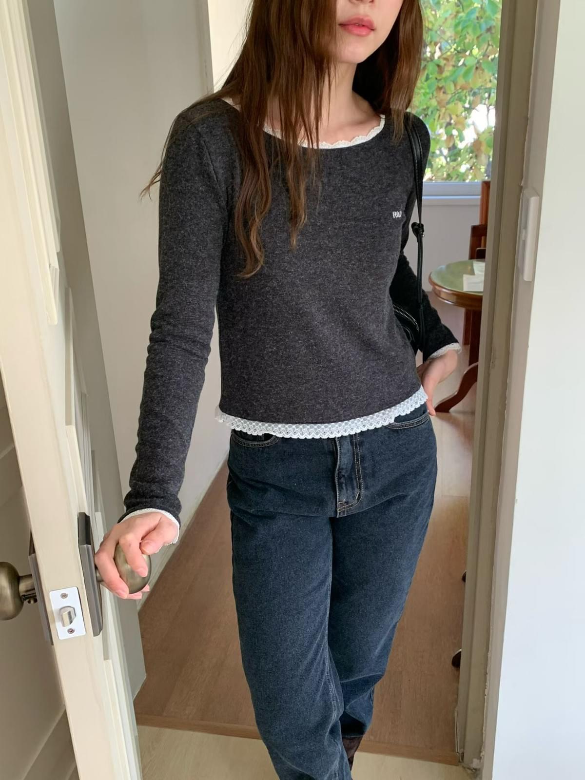 25W1104]羊毛混紡大船領蕾絲鑲邊素色上衣(四色)