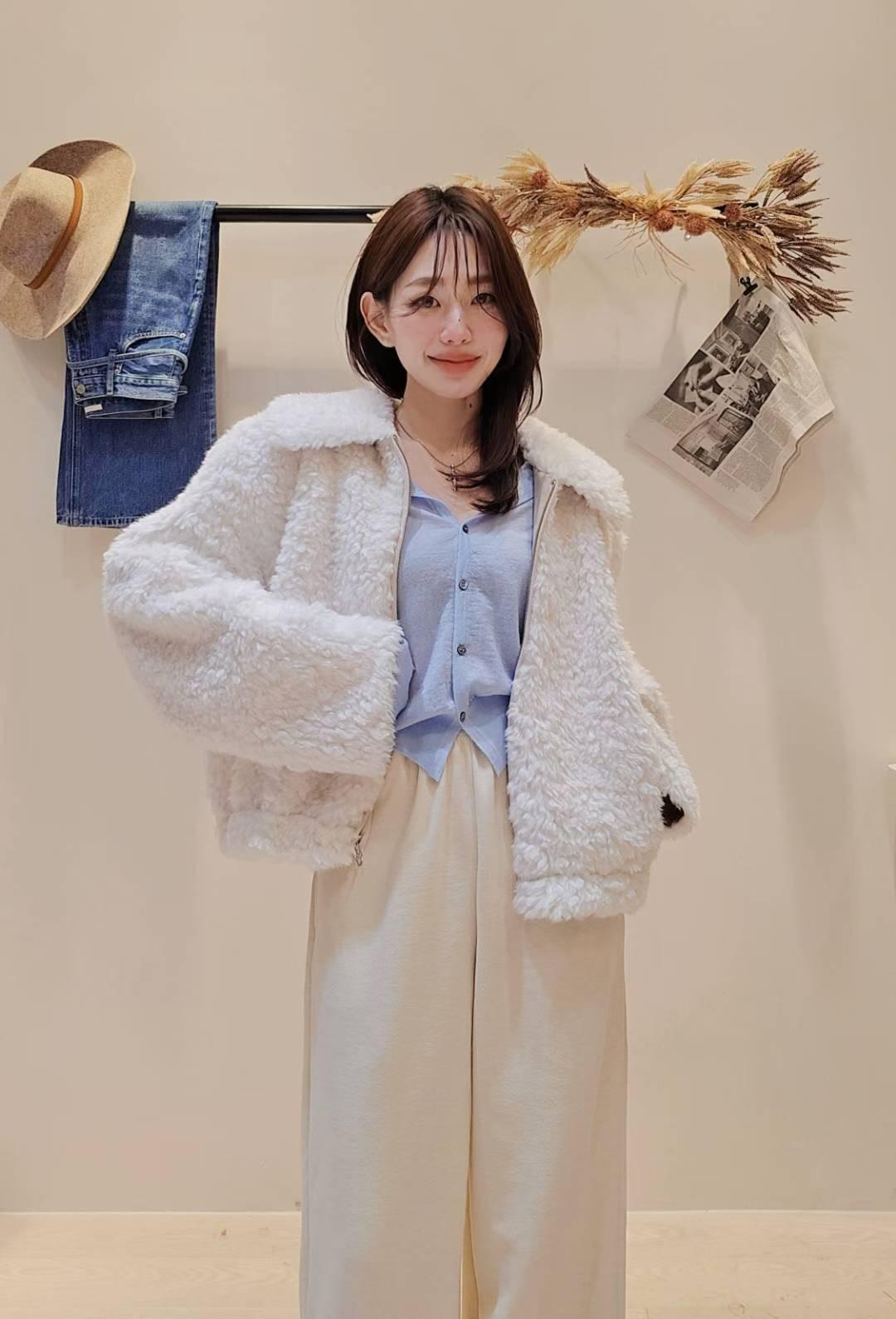 [25Ｗ1109]熊寶寶毛絨翻領外套（兩色）