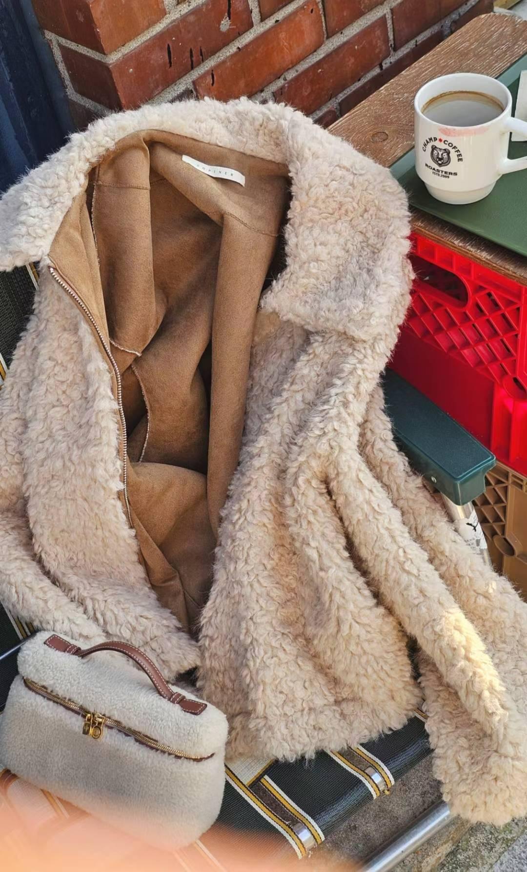 [25Ｗ1109]熊寶寶毛絨翻領外套（兩色）