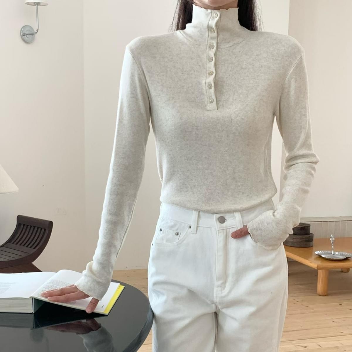 [25F1011]包色自留款木耳邊排釦高領上衣羊毛上衣 打底衣
