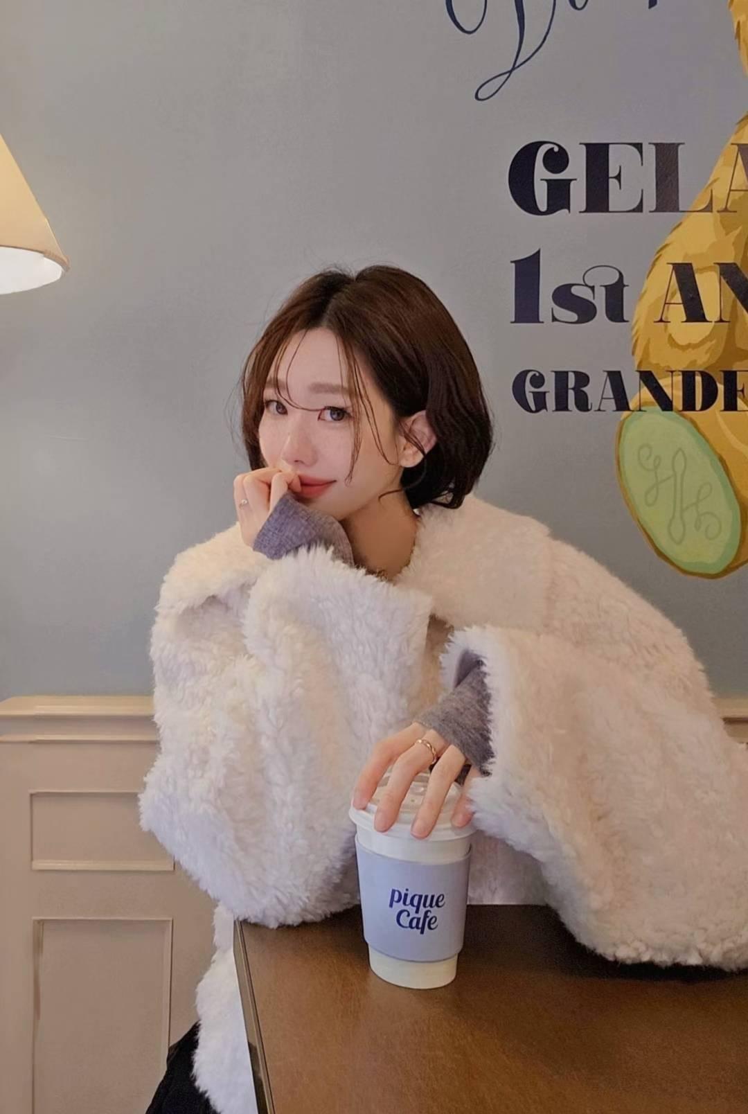 [25Ｗ1109]熊寶寶毛絨翻領外套（兩色）