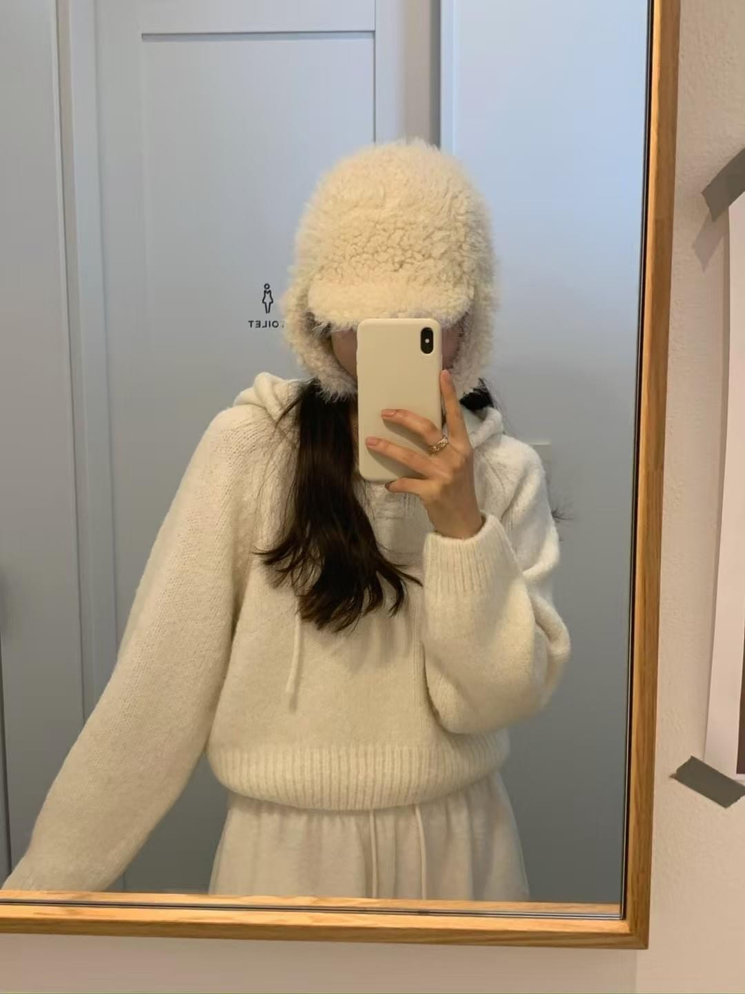 [25Ｗ1205]奶呼呼羊毛粗針織連帽上衣（兩色）