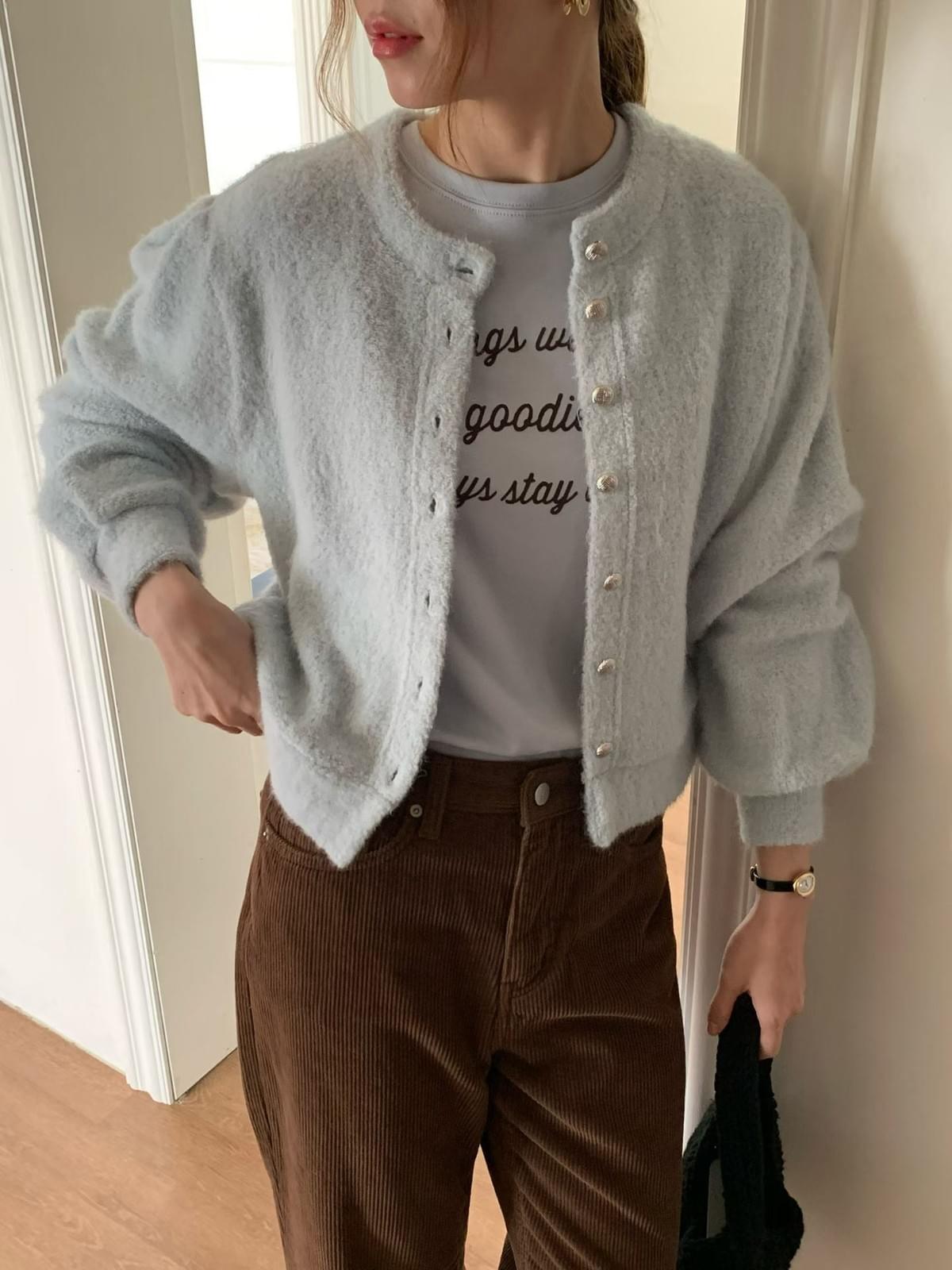 [25W1103]🇰🇷正韓空運(預購)/韓國代購/秋冬新品/甜美圓領金釦澎袖短版罩衫(四色) 推薦自留款!