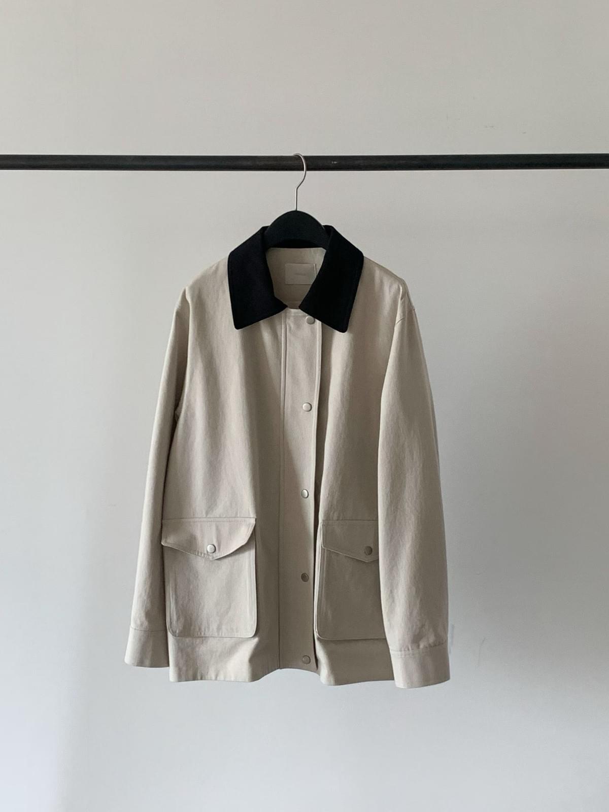 [25W1116]挺版撞色翻領中長版風衣外套(兩色)