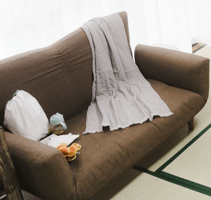 I will visit your home and provide parenting advice and practical support. I will help make the lives of mothers and babies more comfortable. visiting type outreach round mother house service If you need postpartum care in Koriyama City, please rely on Manmaru Obatoya. To all the moms with babies up to 1 year old who find it difficult to say "help" to those around them. Please count on Ikumi Sagara, who has 30 years of experience as a nurse and midwife. We will support your parenting in two ways: short stay (accommodation type) and outreach (visiting type).