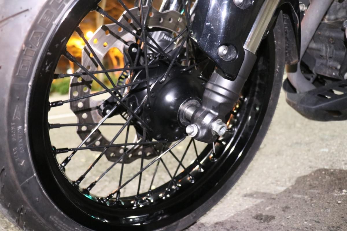 = SRC = Honda CB300R & CB150R 訂製CNC哈姆 ABS專用 鋼絲框    【商品特色】  ▶️直上原廠不必修改 無移植 原廠配件沿用  ▶️尺寸可自由設計調整