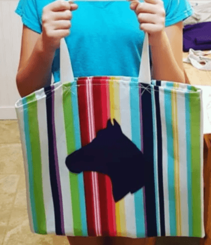 At Zen Sewing, we believe every stitch tells a story. Whether you’re looking to alter a beloved piece of clothing or embark on a creative upcycling project, our passion for sewing transforms ideas into beautifully crafted realities. Join us to explore the endless possibilities of fabric and thread! Crafting Your Vision into Reality Sewing, Alterations, Upcycling and crafting classes