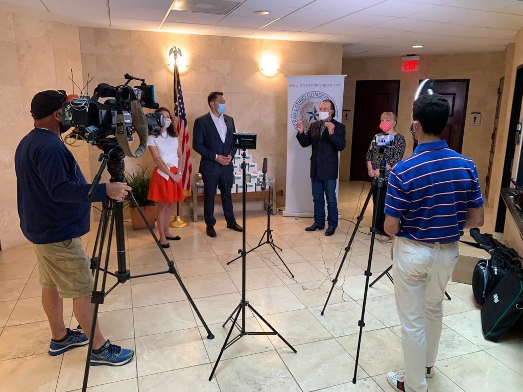 Hadi Suheil Covering a Press Conference during the pandemic