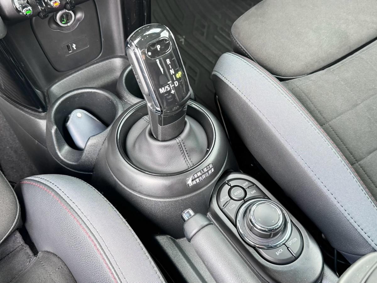 2024 Mini Cooper JCW 2.0 Mini界天花板，JCW性能旗艦!
