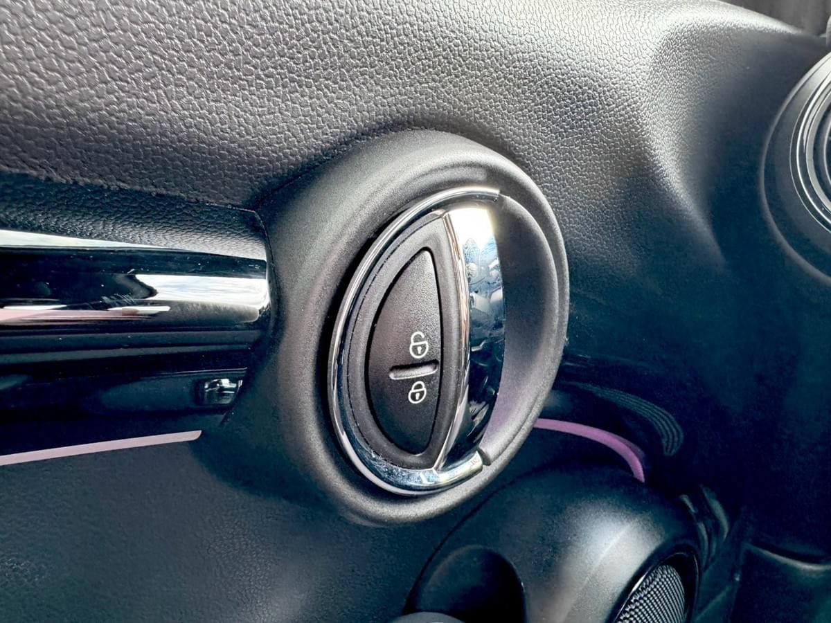 2024 Mini Cooper JCW 2.0 Mini界天花板，JCW性能旗艦!