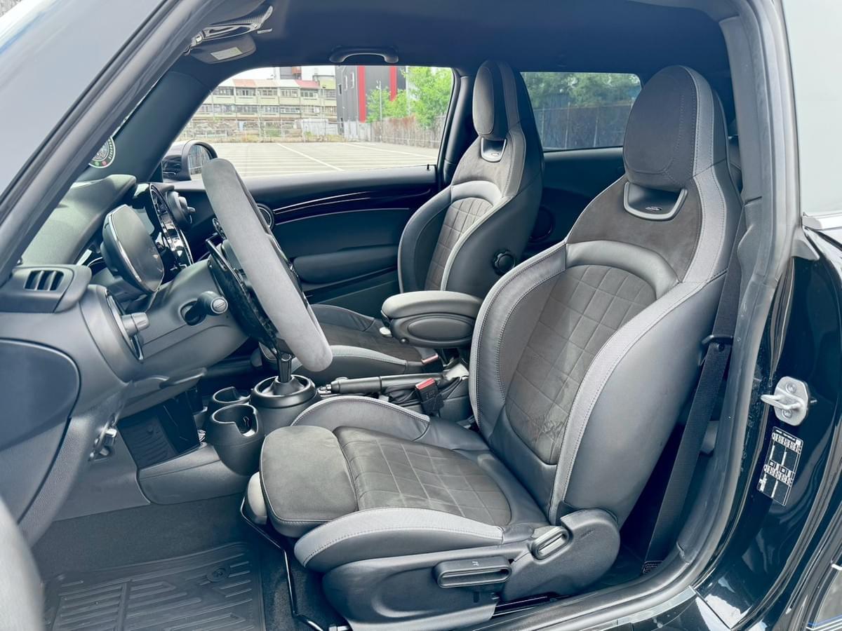 2024 Mini Cooper JCW 2.0 Mini界天花板，JCW性能旗艦!