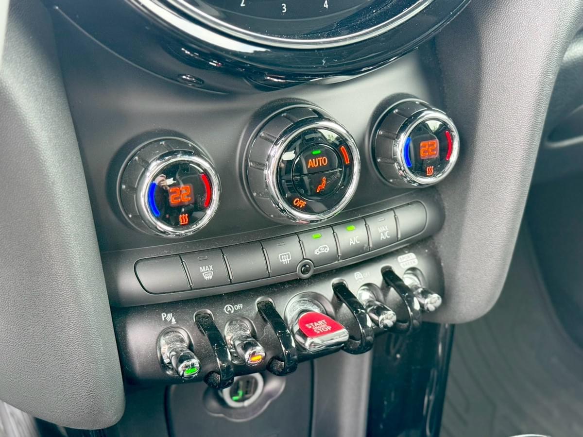 2024 Mini Cooper JCW 2.0 Mini界天花板，JCW性能旗艦!