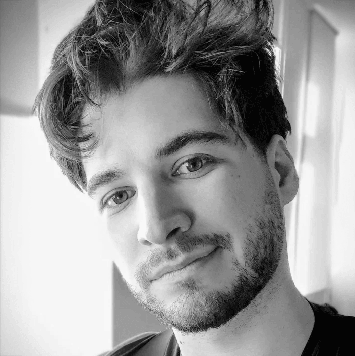 Discover the core principles of game design, where creativity meets structure. Our courses guide you through the essential elements of creating captivating gameplay experiences, ensuring you grasp both theoretical and practical aspects of design. Game Design Fundamentals What We Offer We create a space for game enthusiasts, combining our experience in teaching and in game production. We have created a place where everyone can explore the intricacies of their creation. We teach how to design and program games, how to create 2D graphics and 3D models, and how to combine creativity with technology. If you dream of creating your own games – we invite you!