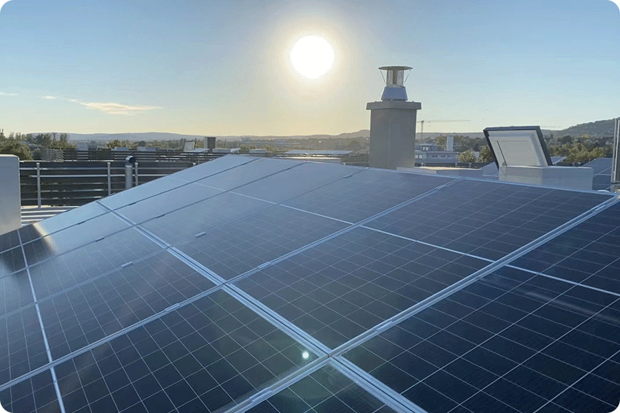 Hałas generowany przez elektrownie fotowoltaiczne nie występuje w sposób ciągły.