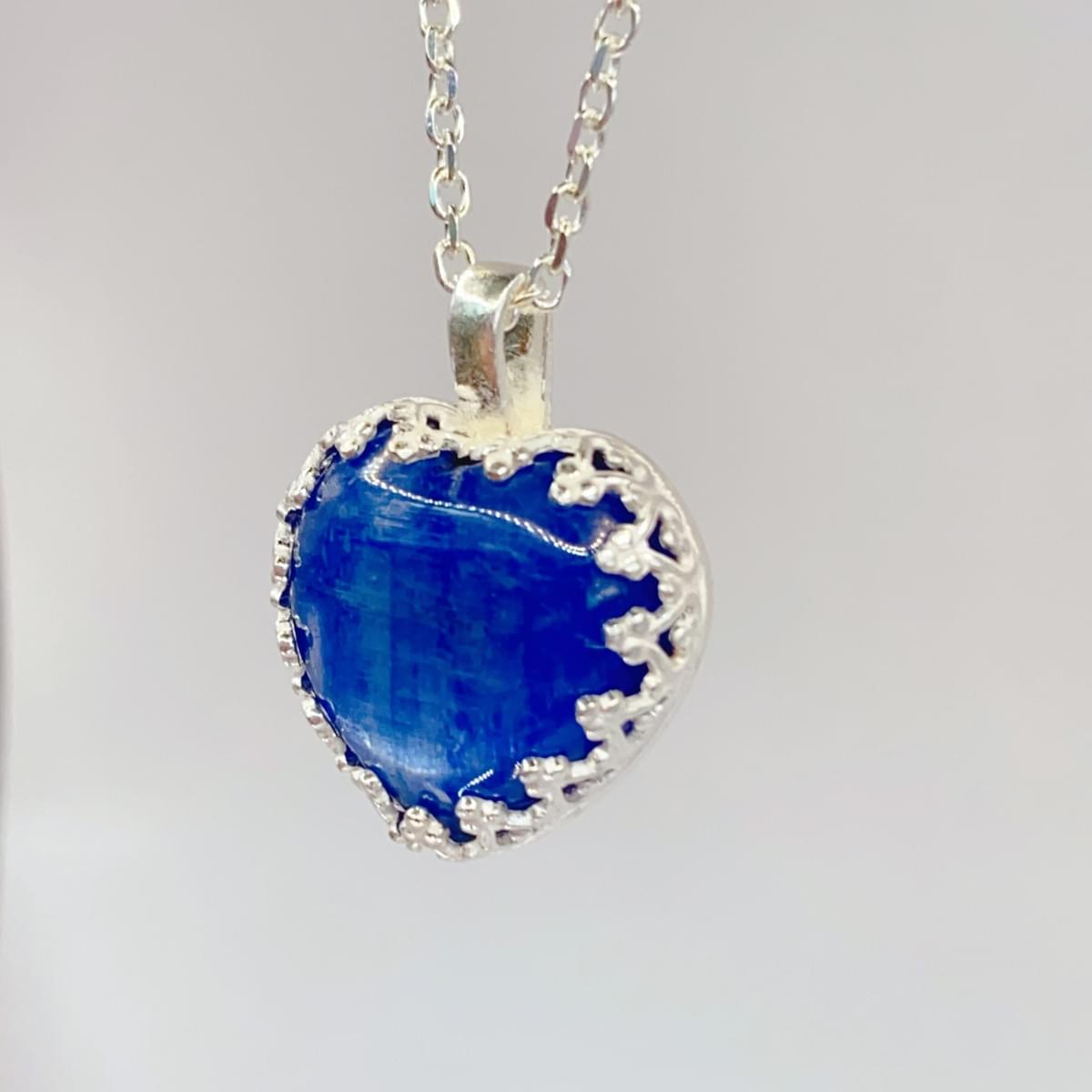 平靜中愛的和諧-藍晶石(中)Kyanite-蕾絲金工系列