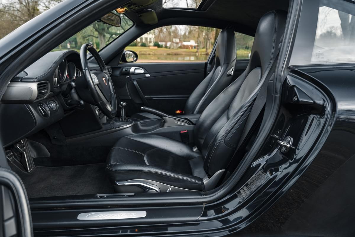 Porsche 911 (997) Carrera - 2005
