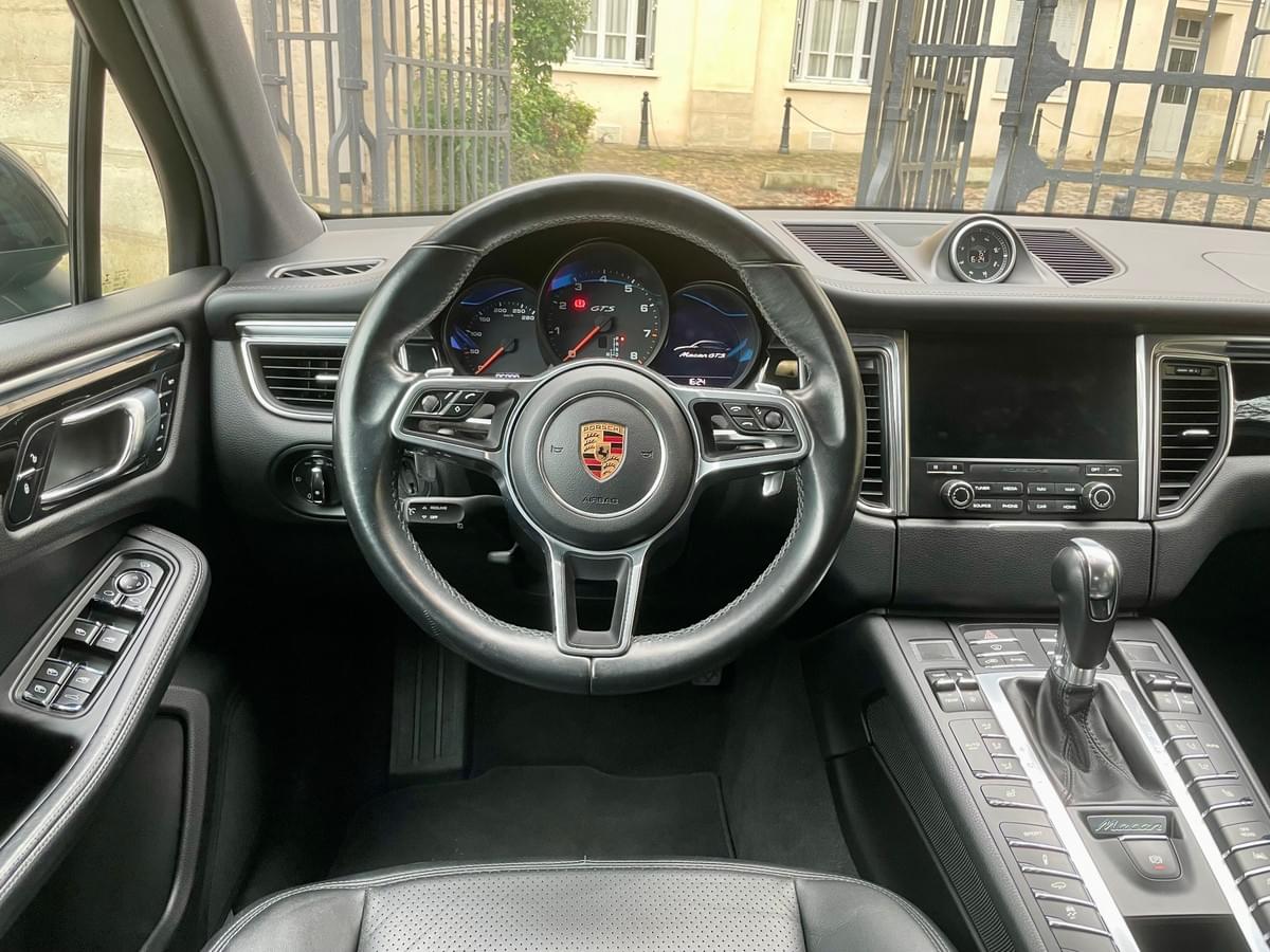 Porsche Macan GTS - 2016