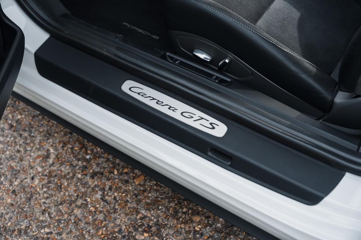 PORSCHE 991 GTS - 2017