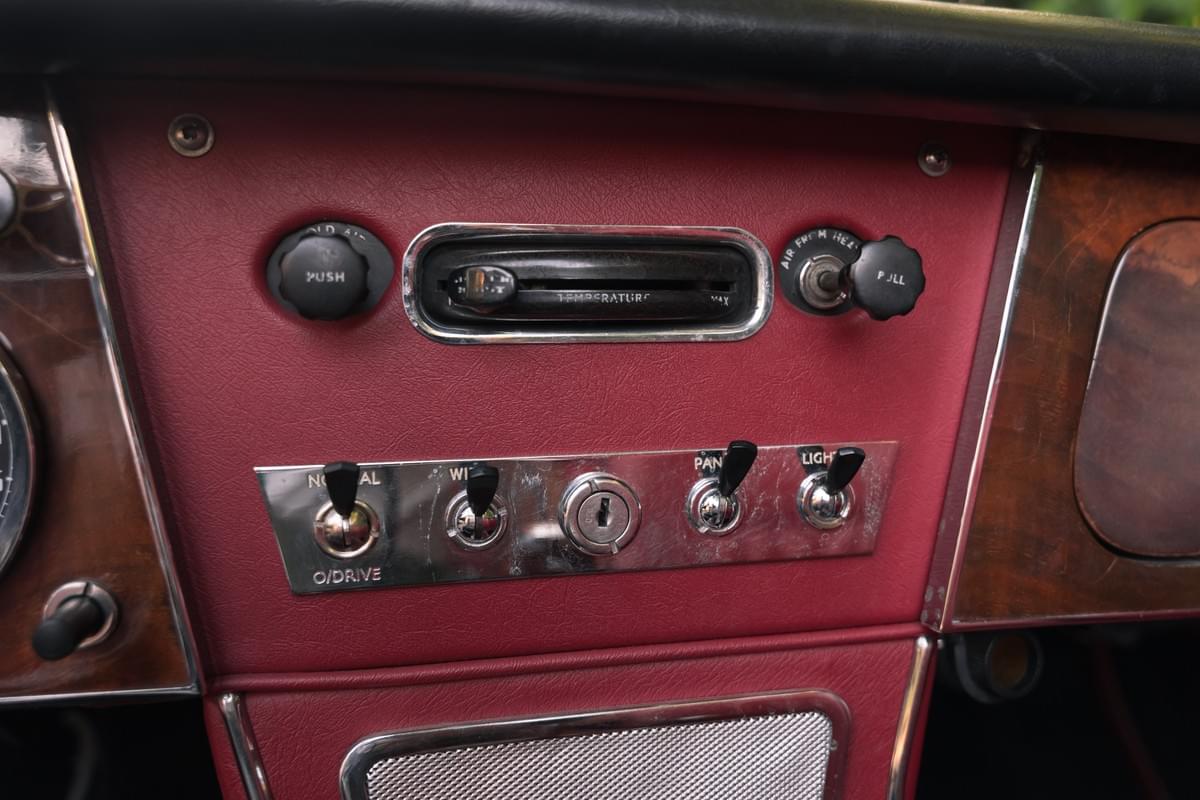 Austin Healey 3000 BJ8 – 1965