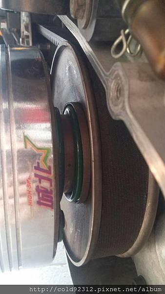 離心力、傳動、炸彈鯊魚、ＴＣＮ、改裝、BWS、普利、勁戰、滑塊、壓板、變速、開閉盤