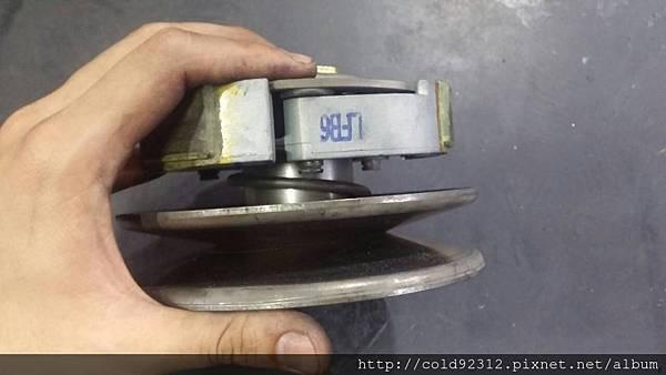 離心力、傳動、炸彈鯊魚、ＴＣＮ、改裝、BWS、普利、勁戰、滑塊、壓板、變速、開閉盤