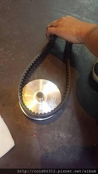 珠子、滑塊、傳動、壓板、旋轉、變速、離心力、普利、勁戰、BWS、TCN、炸彈鯊魚、改裝傳動