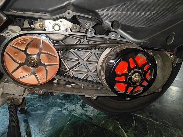 珠子、滑塊、傳動、壓板、旋轉、變速、離心力、普利、勁戰、BWS、TCN、炸彈鯊魚、改裝傳動