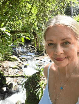 Fredricka Davis Exploring and living a limitless life moving in nature