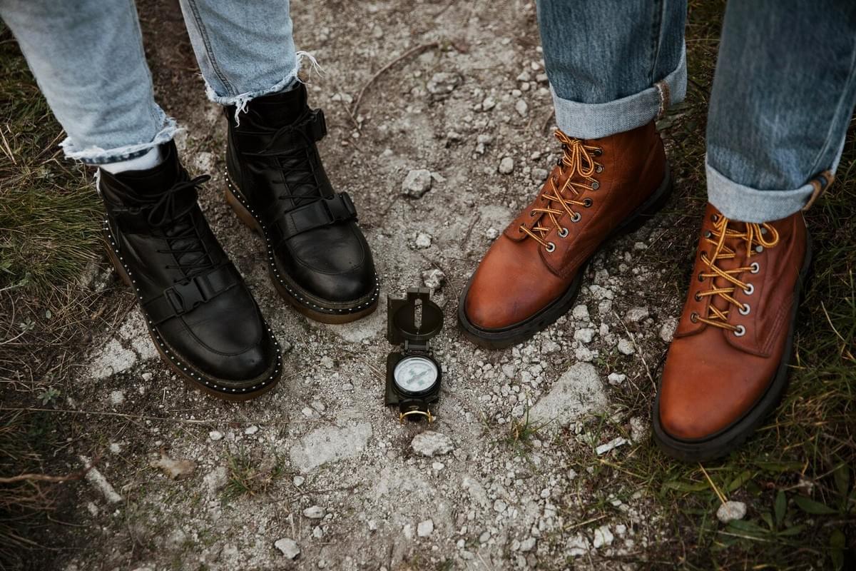 The Ultimate Guide to How to Wear Chelsea Boots: Style,...