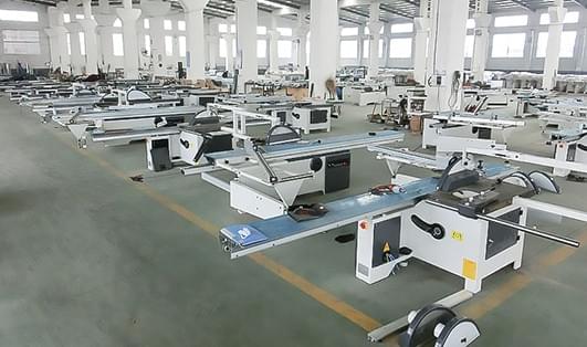 Slide table saw workshop
