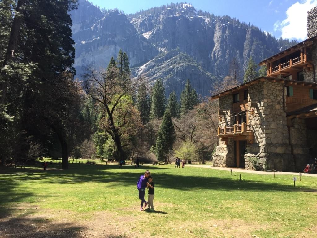 Top-Places-To-Visit-In-California-Yosemite-National-Park