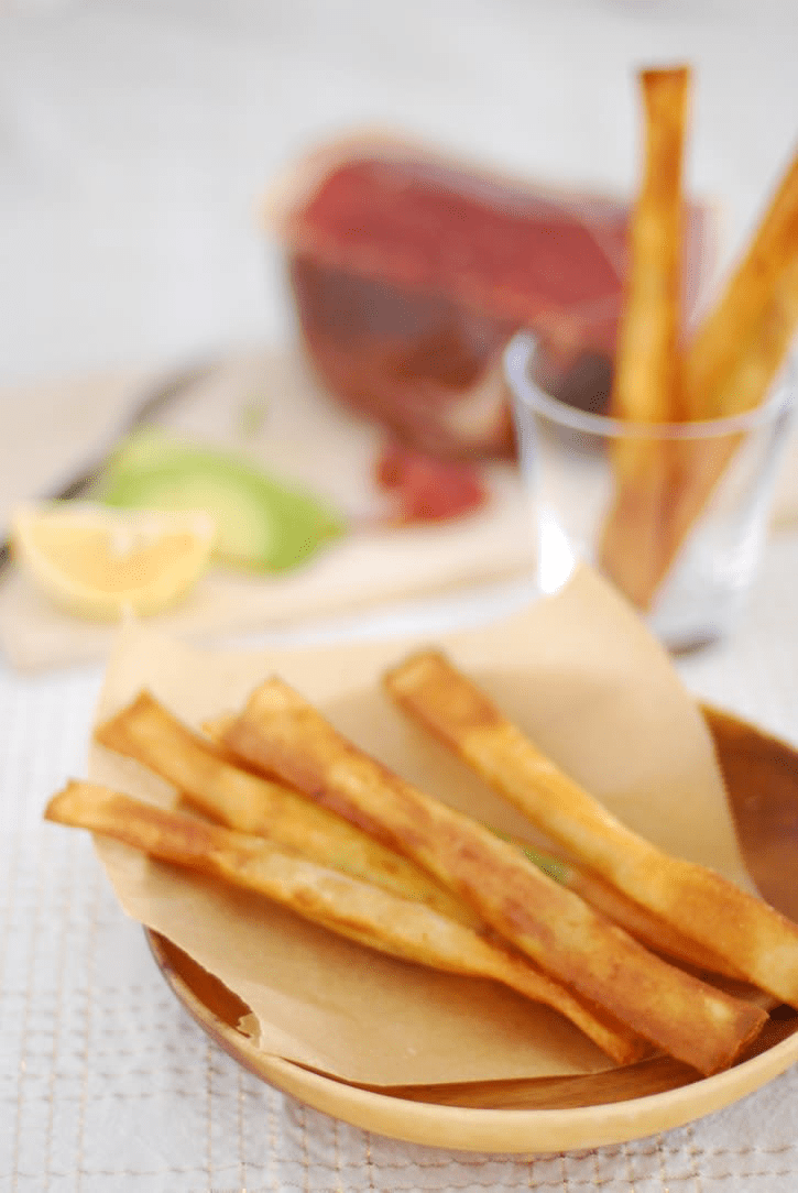 Stick Parma Ham Spring Rolls – Avocado and cheese - Cas...