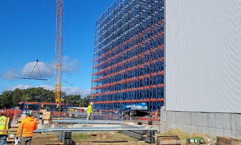 rack supported building