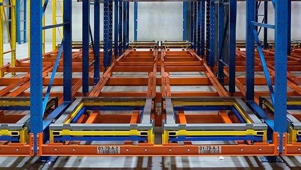 push back pallet rack