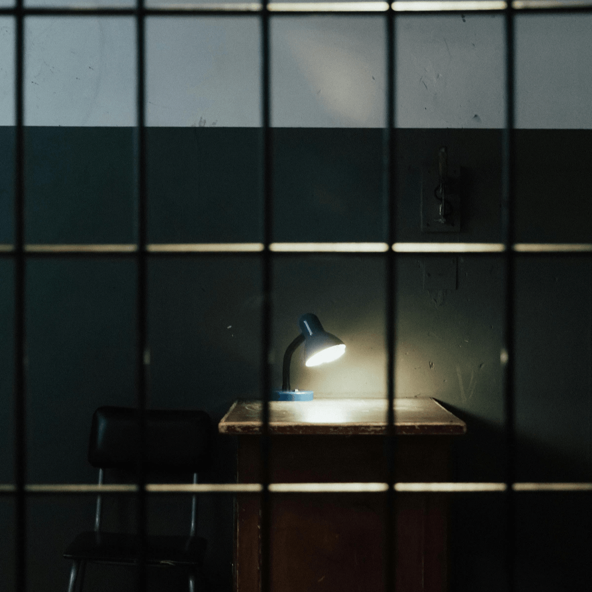 所有的人皆伏在神的審判之下。（www.pexels.com By Ron Lach）