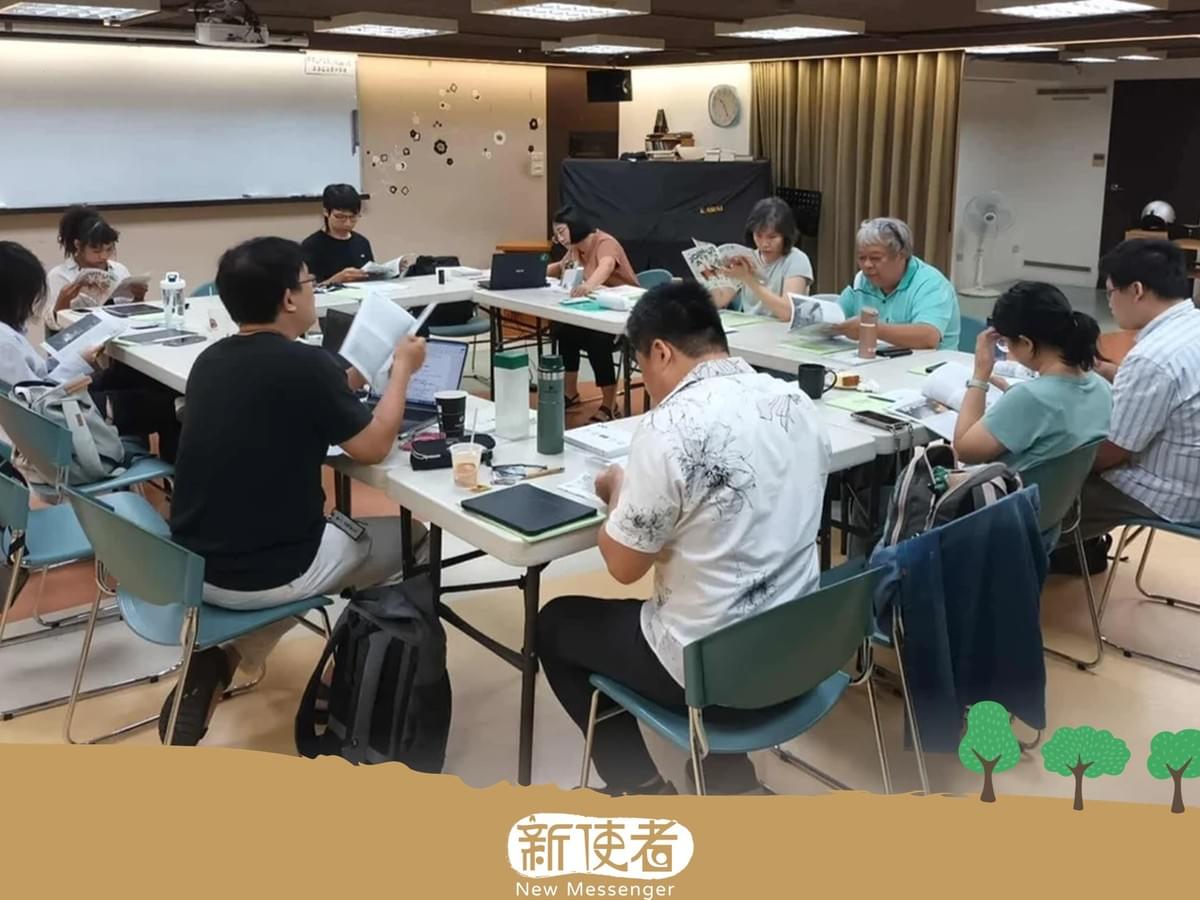 《新使者》編輯委員會。(盧啟明／攝)