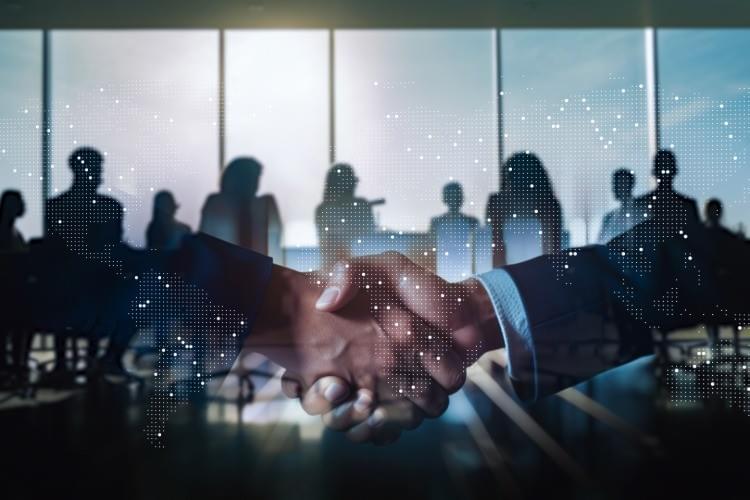 Your Chef|飲食業界の人件費の高騰・人材不足・質の低下を改善｜株式会社セブンスディレクション