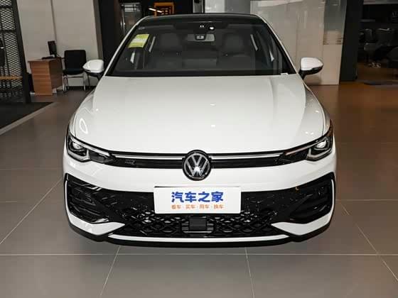 Volkswagen Golf 2025 300TSI R-Line