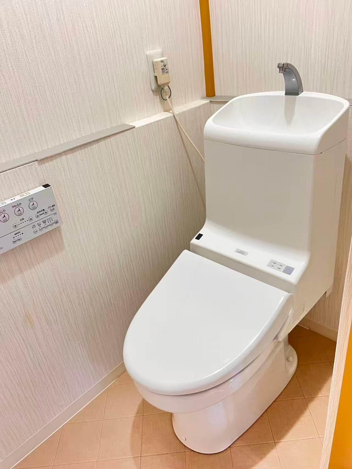 中川区一軒家２LDK　駅から徒歩10分　家具揃い