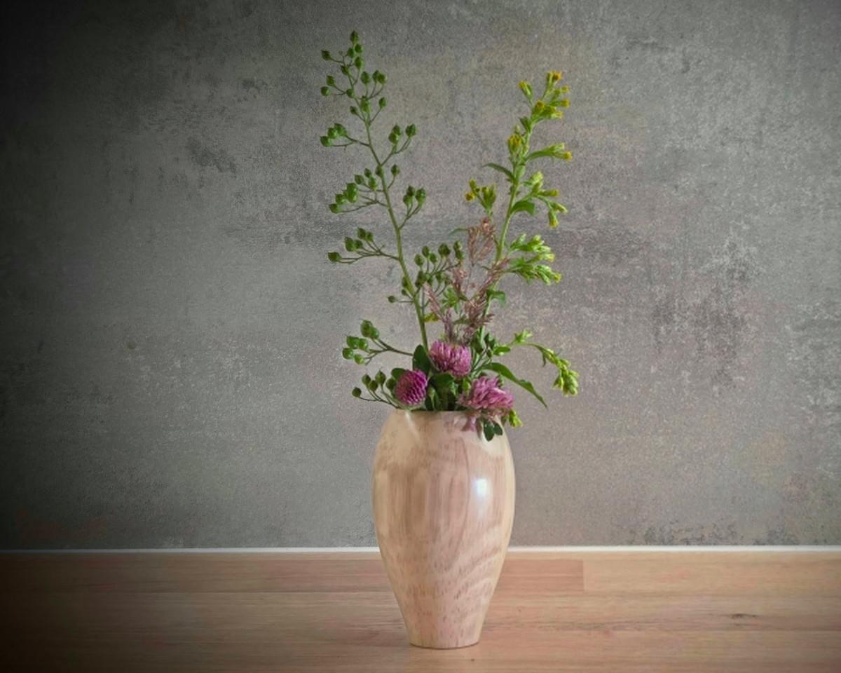 Diverse vaser for tørkede blomster