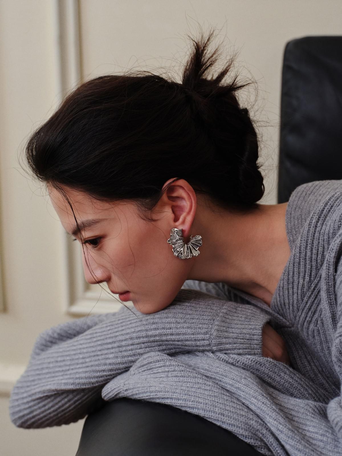 耳花大耳钉 Hoop Earrings